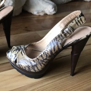 Stuart Weiztman corkscrew heels, sling back,l